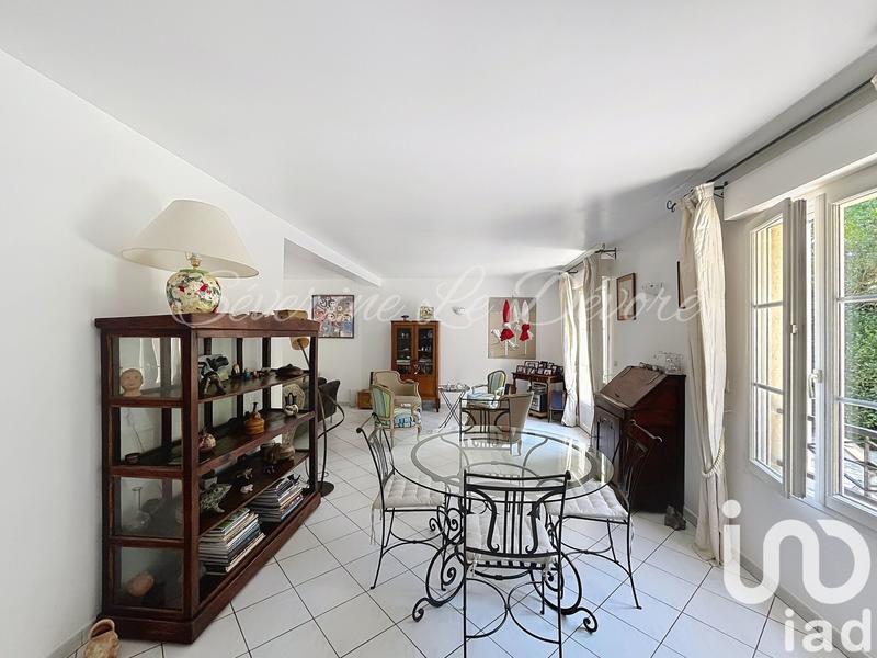 Maison - 181 m² - 8 pièces