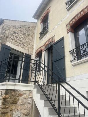 Maison - 194 m² - 6 pièces