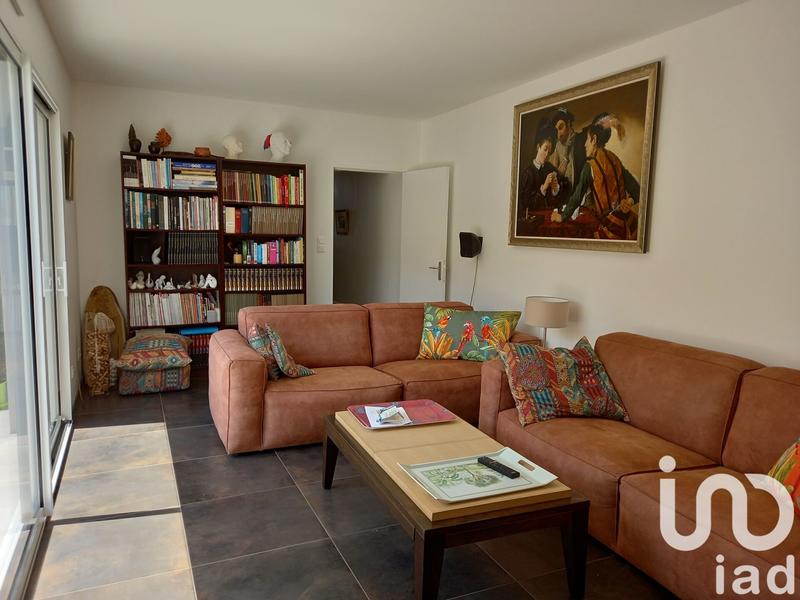 Maison - 230 m² - 9 pièces