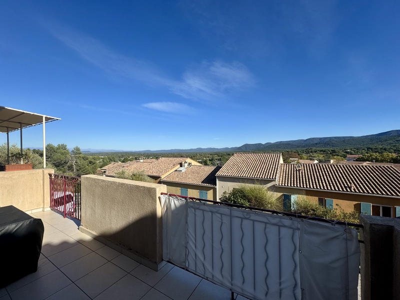 Maison - 92 m² - 4 pièces