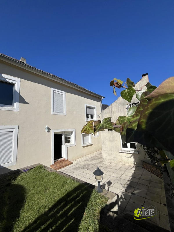 Maison - 152 m² - 6 pièces