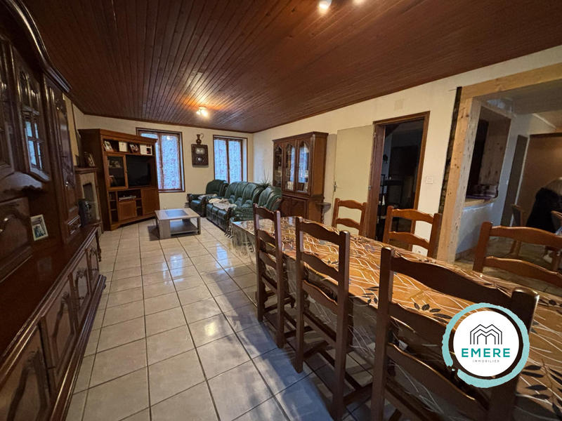 Maison - 150 m² - 8 pièces