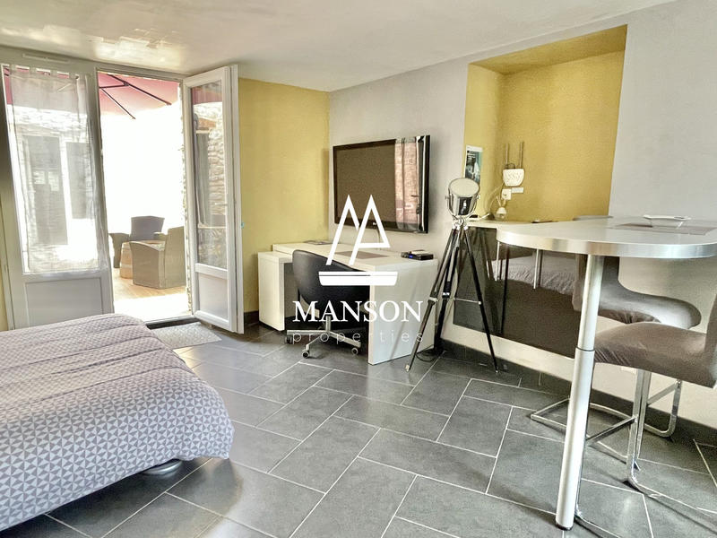 Maison ancienne - 298 m² - 12 pièces