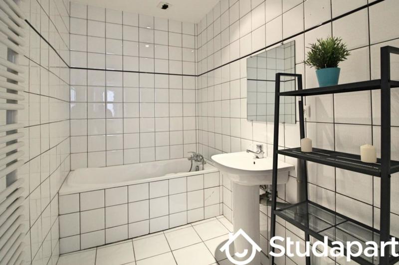 Chambre - 13 m² - 1 pièce