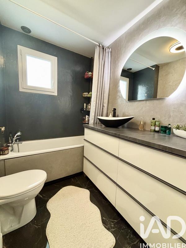 Maison - 110 m² - 6 pièces