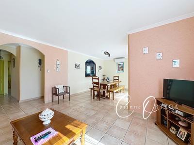 Maison - 88 m² - 4 pièces