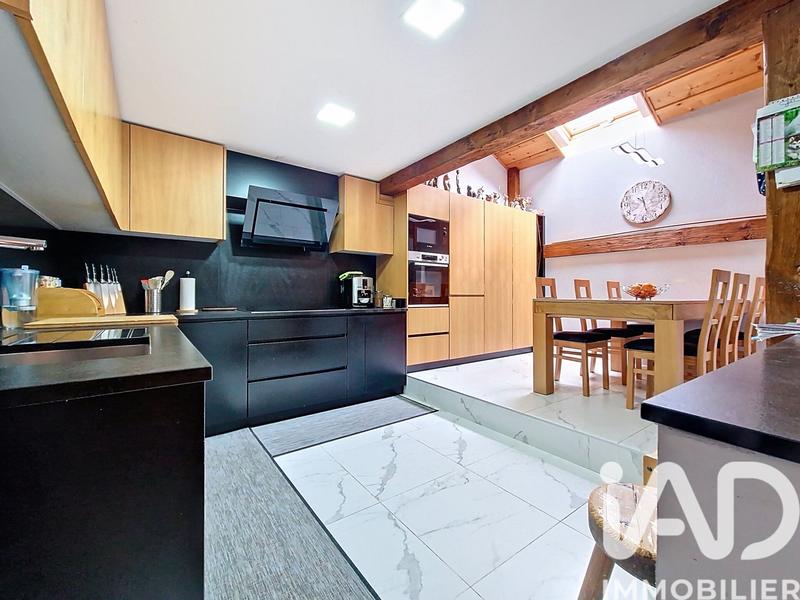 Appartement - 181 m² - 5 pièces