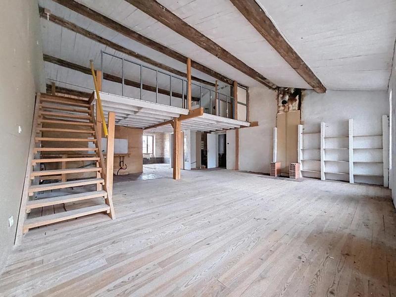 Appartement - 135 m² - 4 pièces