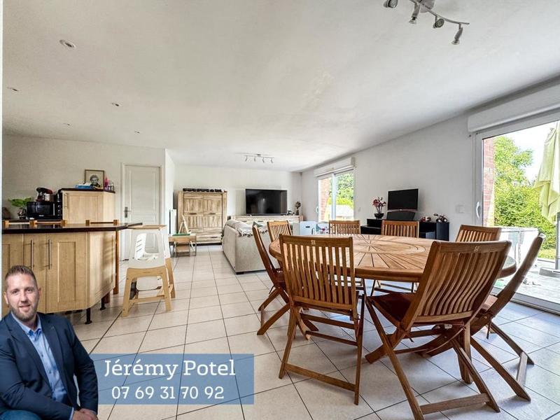 Maison - 110 m² - 4 pièces