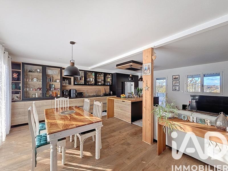 Maison - 150 m² - 7 pièces