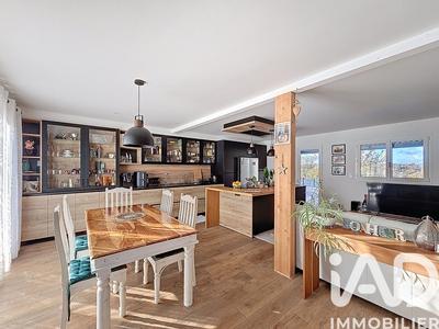 Maison - 150 m² - 7 pièces