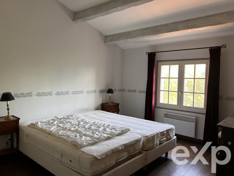 Maison - 195 m² - 6 pièces