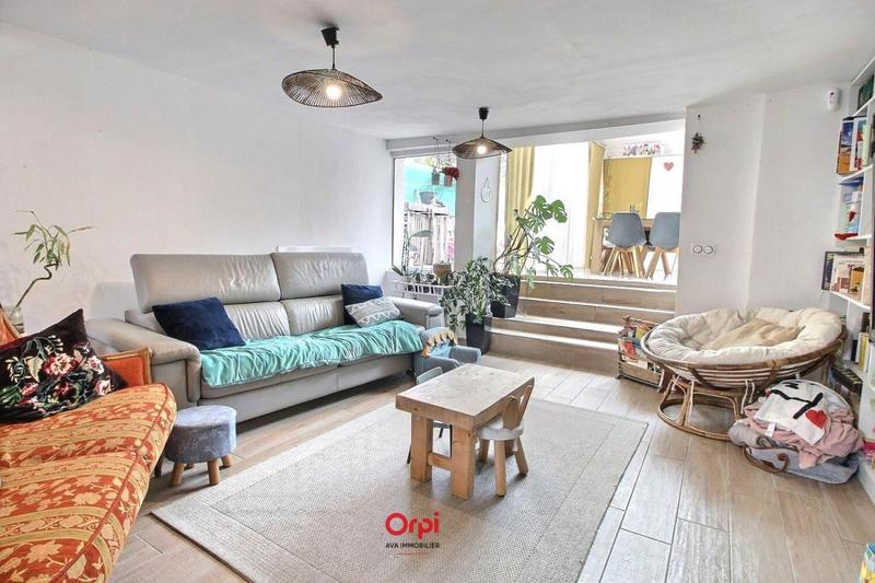 Maison - 109 m² - 6 pièces