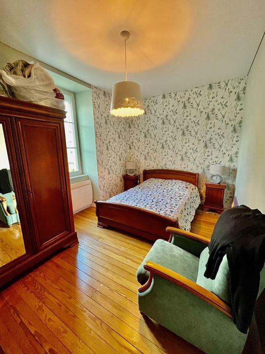 Appartement - 127 m² - 6 pièces