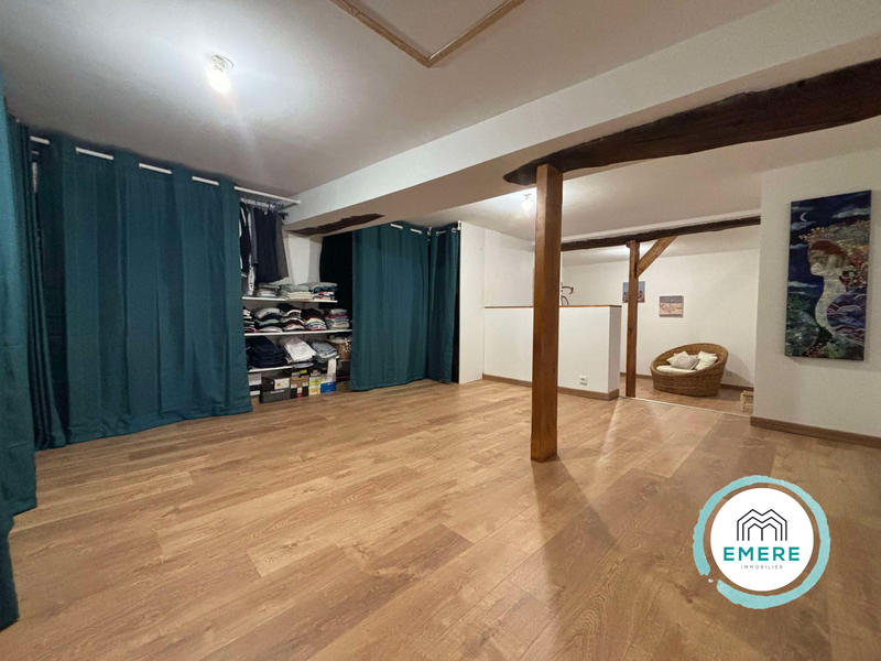 Maison ancienne - 175 m² - 8 pièces