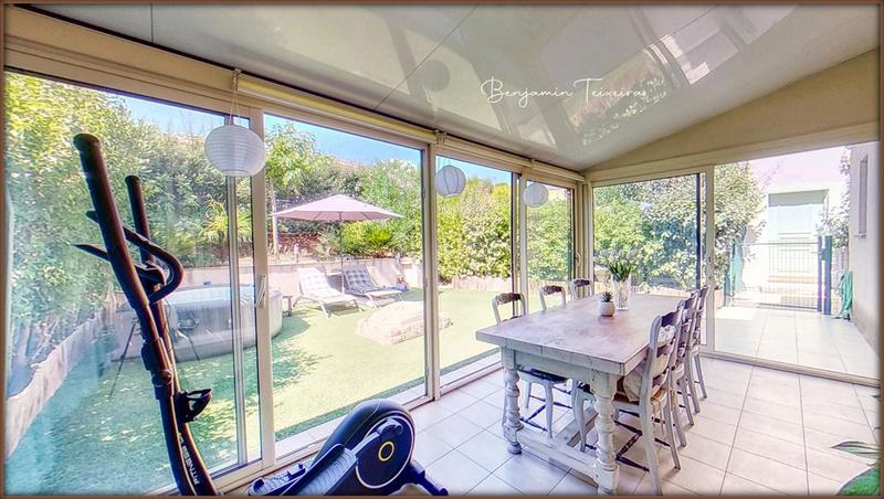 Maison - 96 m² - 5 pièces