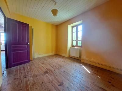 Maison - 229 m² - 7 pièces