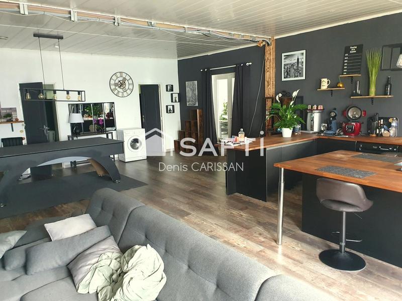 Maison - 269 m² - 7 pièces