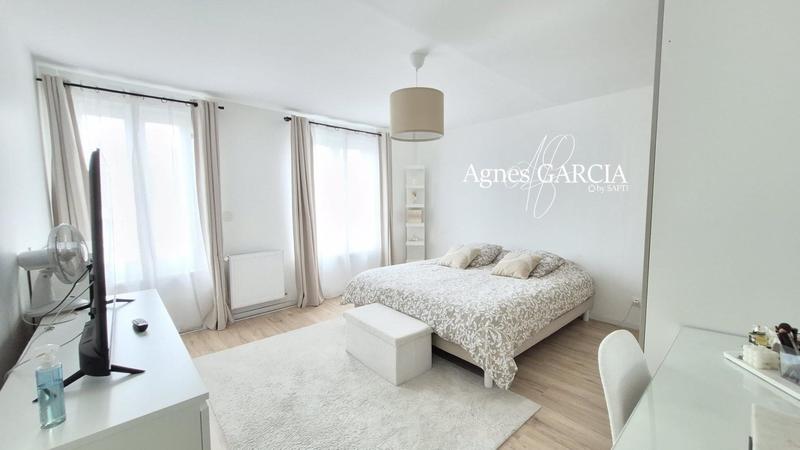 Maison - 105 m² - 5 pièces