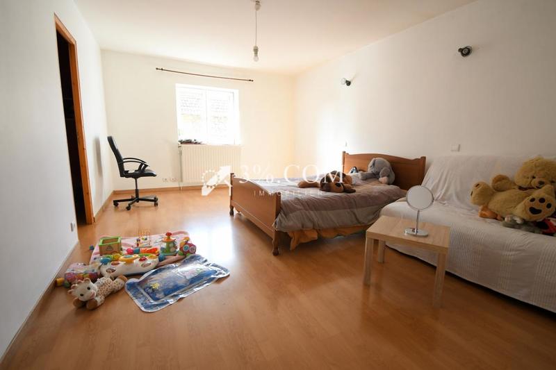 Maison de village - 390 m² - 7 pièces