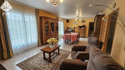 Maison - 183 m² - 6 pièces