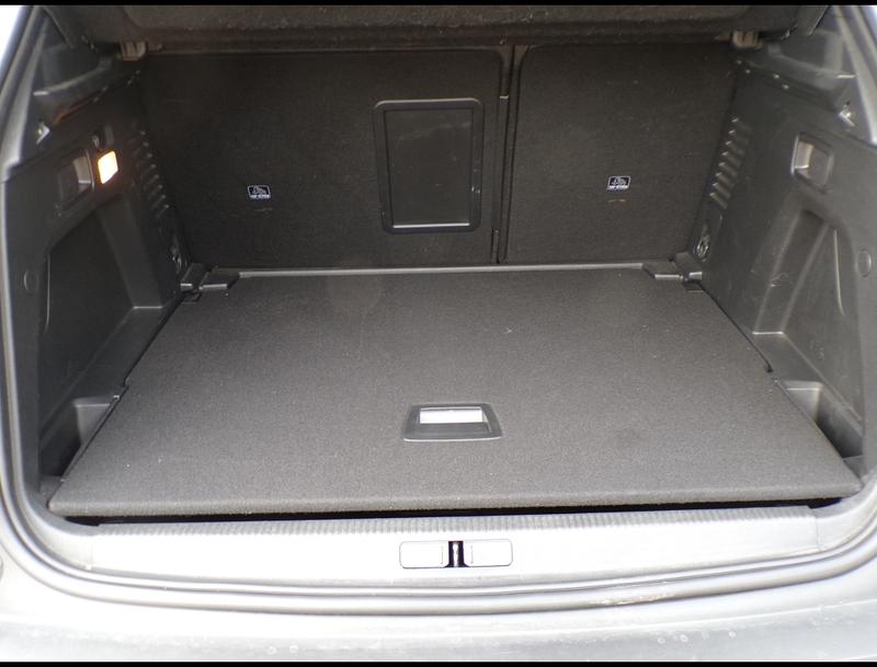 Peugeot 3008 Bhdi 130 Allure Pack Eat8