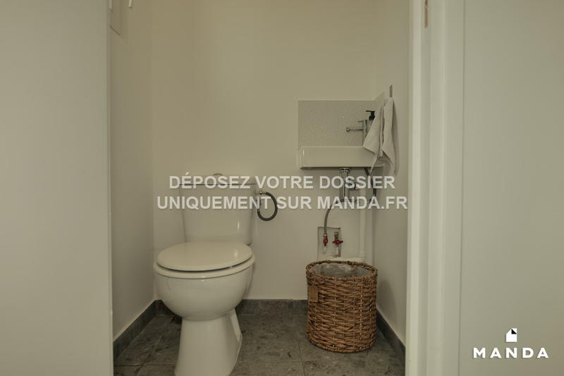 Chambre - 11 m² - 4 pièces