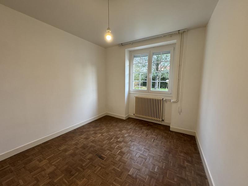 Maison - 166 m² - 8 pièces