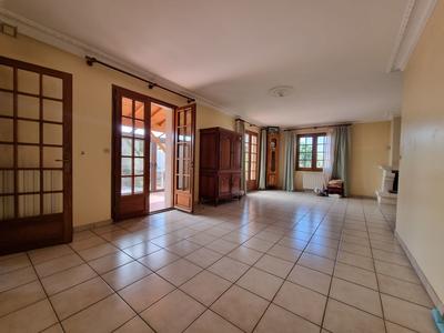 Maison - 102 m² - 4 pièces