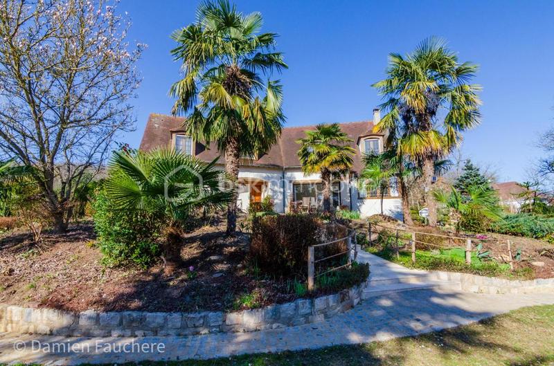 Demeure - 320 m² - 10 pièces