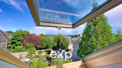 Maison - 242 m² - 7 pièces