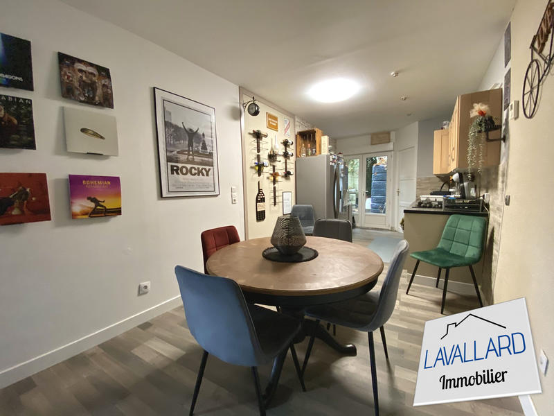 Maison - 80 m² - 4 pièces