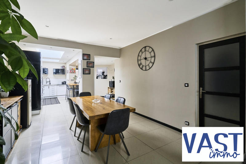 Maison - 135 m² - 5 pièces