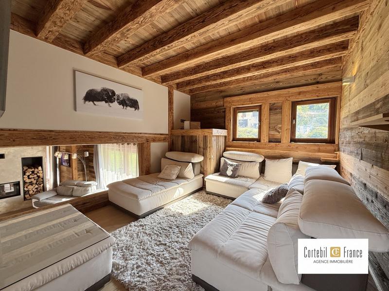 Châlet - 319 m² - 12 pièces