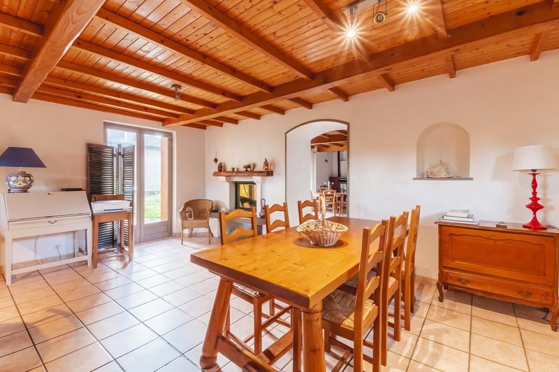 Maison - 183 m² - 7 pièces