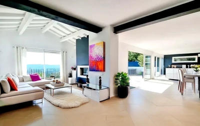 Maison - 314 m² - 9 pièces