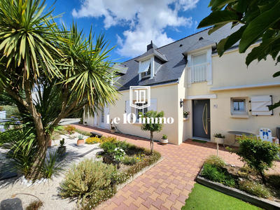 Maison - 182 m² - 8 pièces