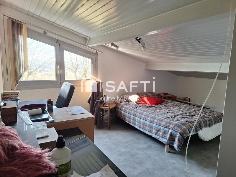 Maison - 169 m² - 11 pièces