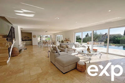 Villa - 185 m² - 6 pièces