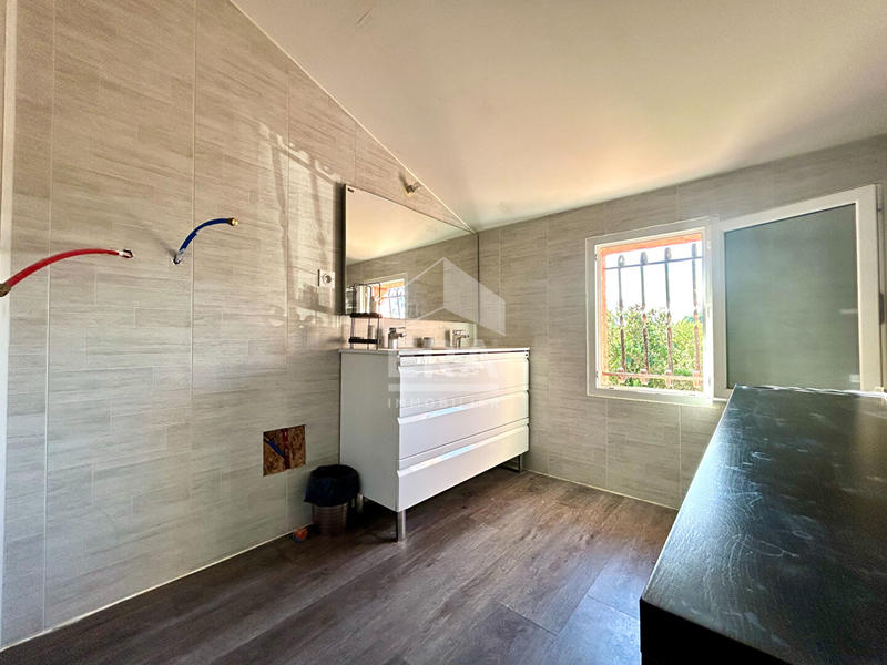 Villa - 143 m² - 7 pièces