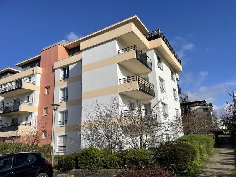 Appartement - 64 m² - 3 pièces