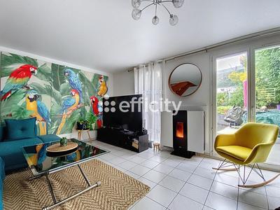 Maison - 75 m² - 4 pièces