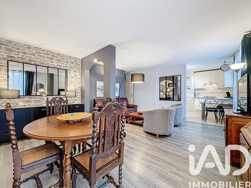 Appartement - 80 m² - 5 pièces