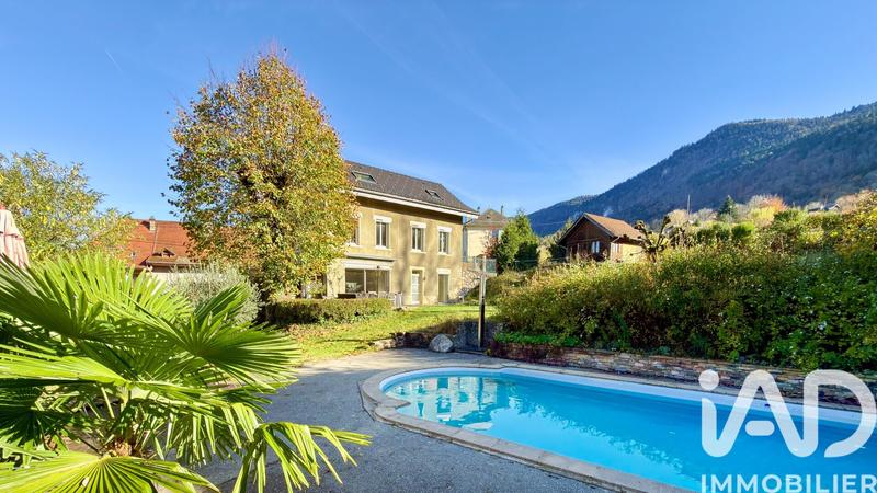 Maison - 170 m² - 6 pièces