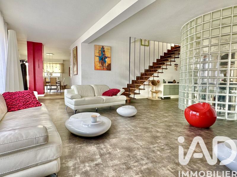 Appartement - 163 m² - 7 pièces