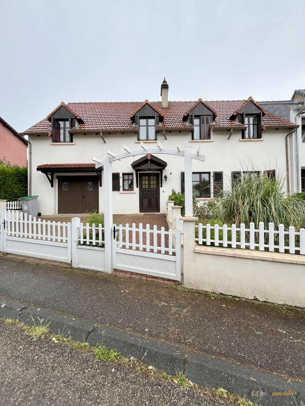 Maison - 129 m² - 5 pièces