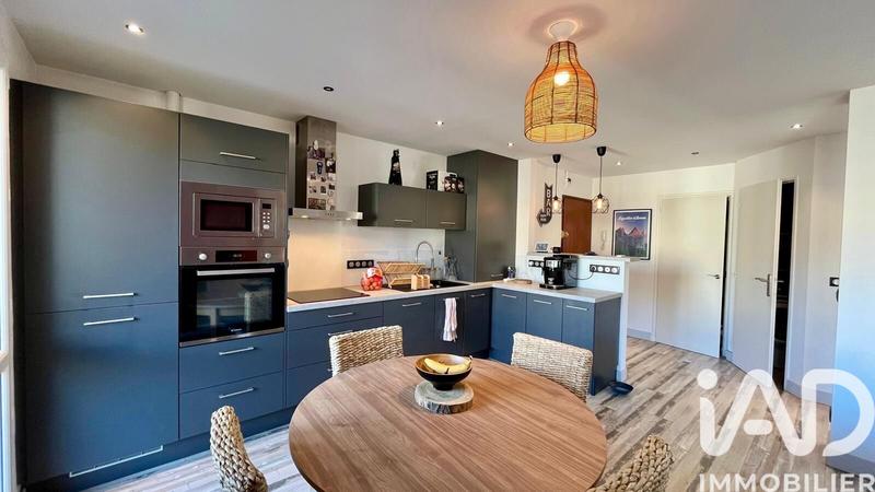 Appartement - 65 m² - 3 pièces