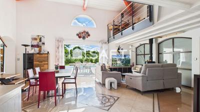 Villa - 174 m² - 5 pièces