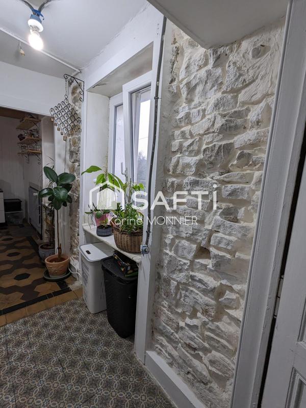 Maison - 330 m² - 12 pièces