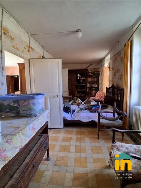 Propriété - 262 m² - 11 pièces